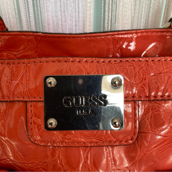 Patent Coral Guess Bag and Matching Wallet Set - Picture 13 of 17